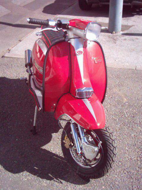 Mr Barber red and silver GP240