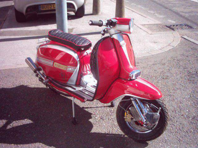 Mr Barber red and silver GP240