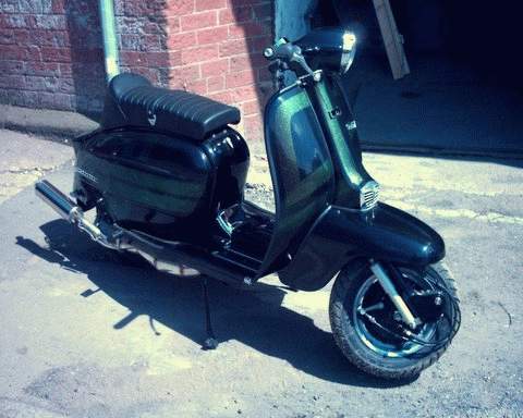 Black custom LI